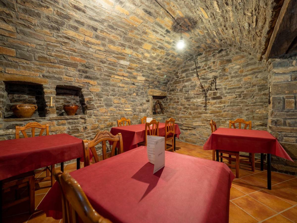 Casa Dueso El Pueyo de Araguas